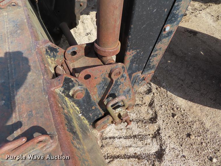 image for item DF7818 1978 International 886 tractor