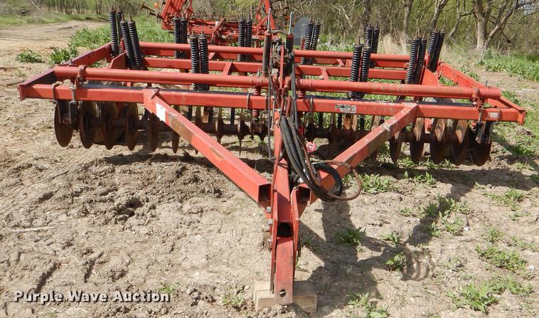 image for item DG0974 Case 6500 Conser-Till chisel