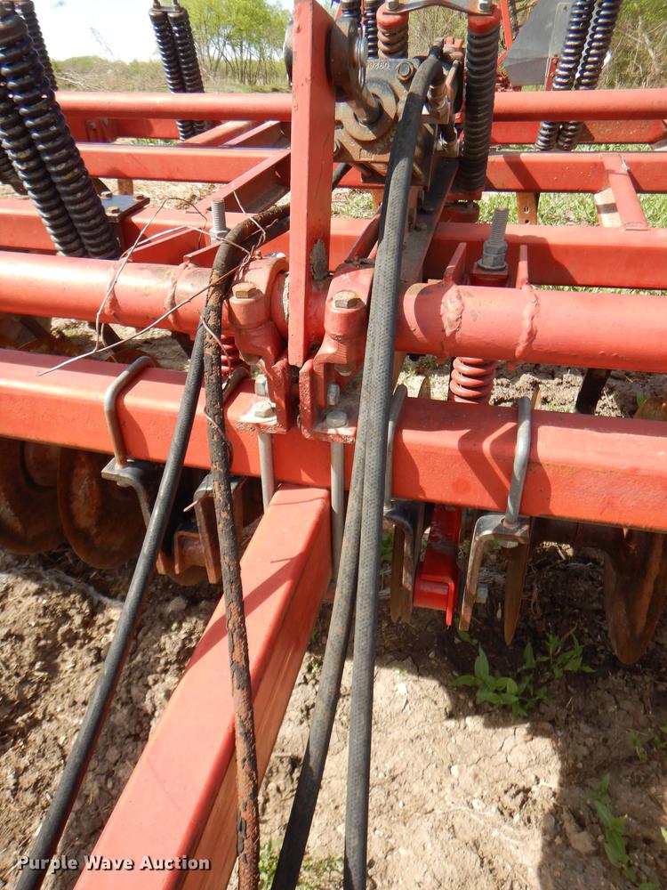 image for item DG0974 Case 6500 Conser-Till chisel