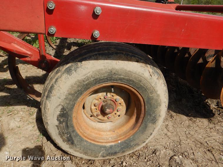 image for item DG0974 Case 6500 Conser-Till chisel