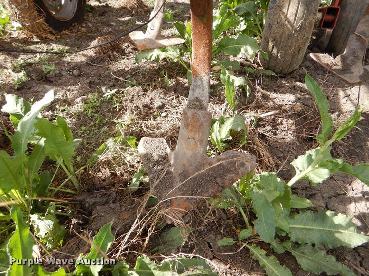 image for item DG0975 Case IH 5800/4300 cultivator