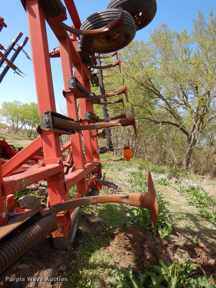 image for item DG0975 Case IH 5800/4300 cultivator