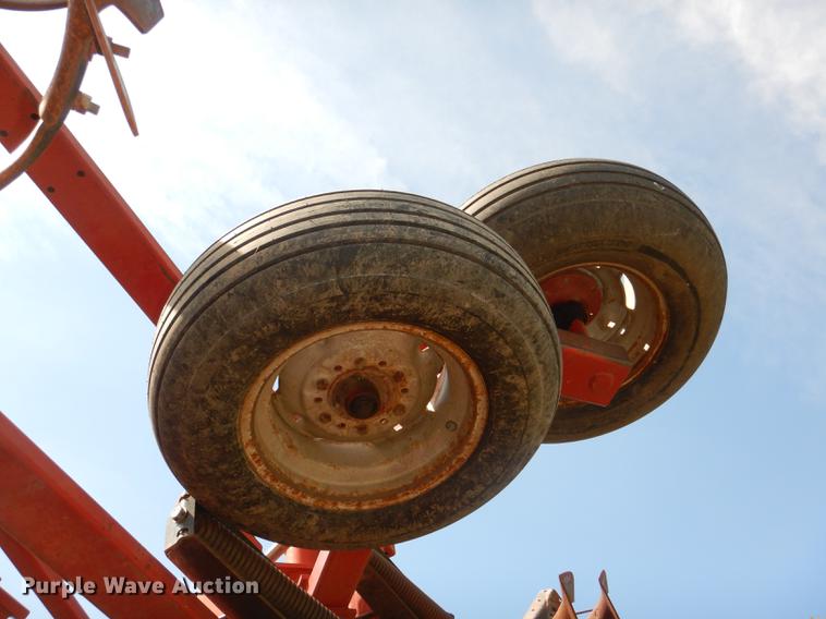 image for item DG0975 Case IH 5800/4300 cultivator