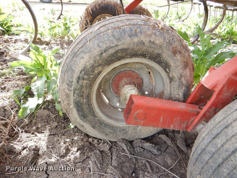 image for item DG0975 Case IH 5800/4300 cultivator