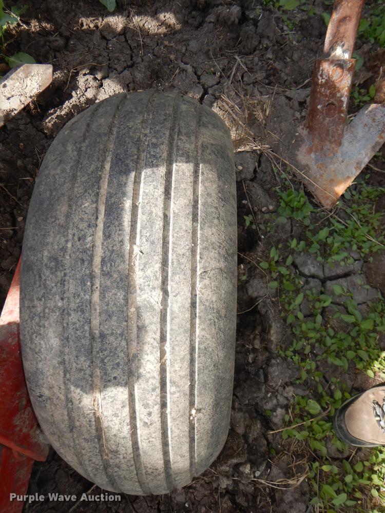 image for item DG0975 Case IH 5800/4300 cultivator