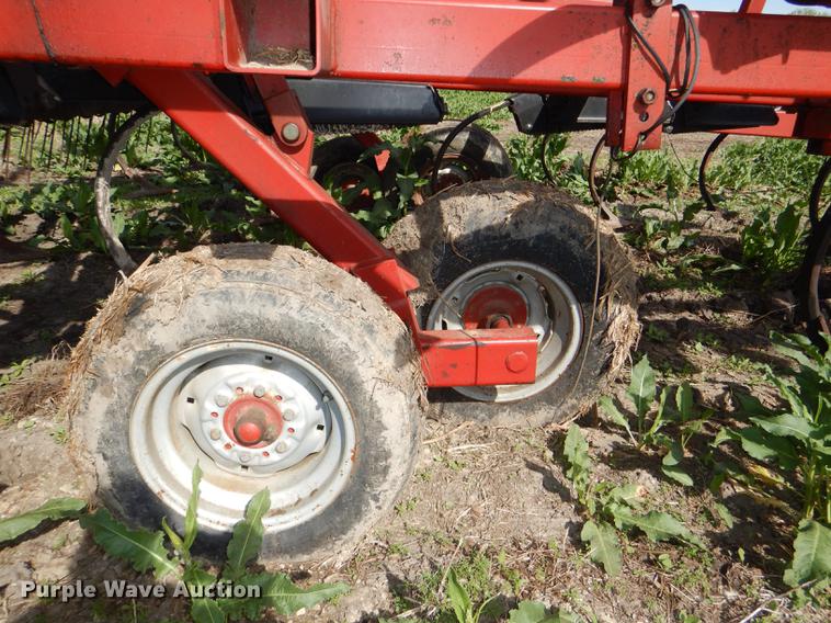 image for item DG0975 Case IH 5800/4300 cultivator