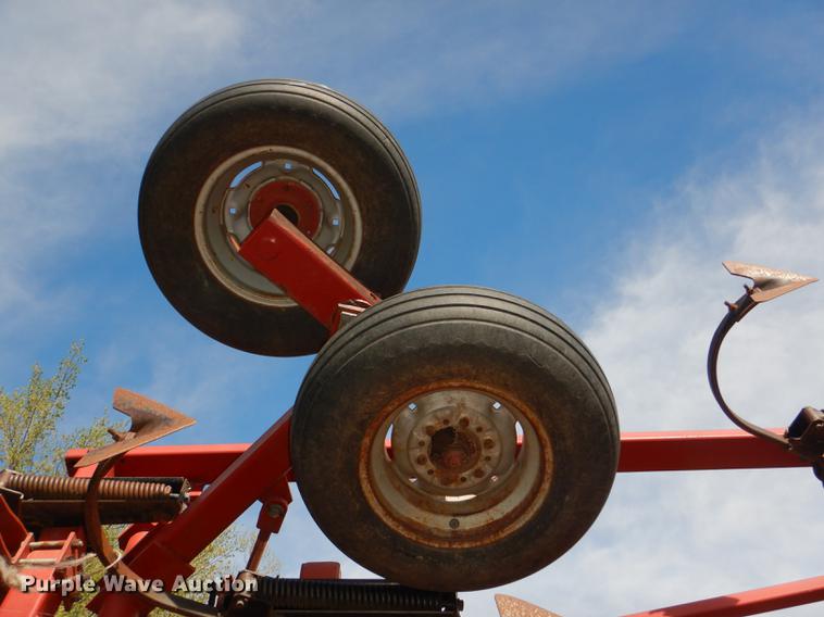image for item DG0975 Case IH 5800/4300 cultivator