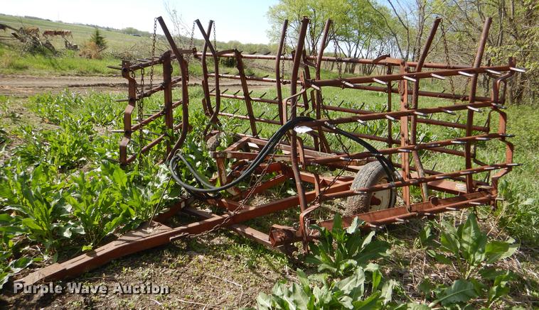 image for item DG0978 International harrow