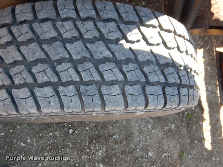 image for item DG1003 1995 Hesston 1160 Hydroswing windrower