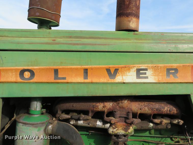 image for item DG3967 Oliver 1600 tractor