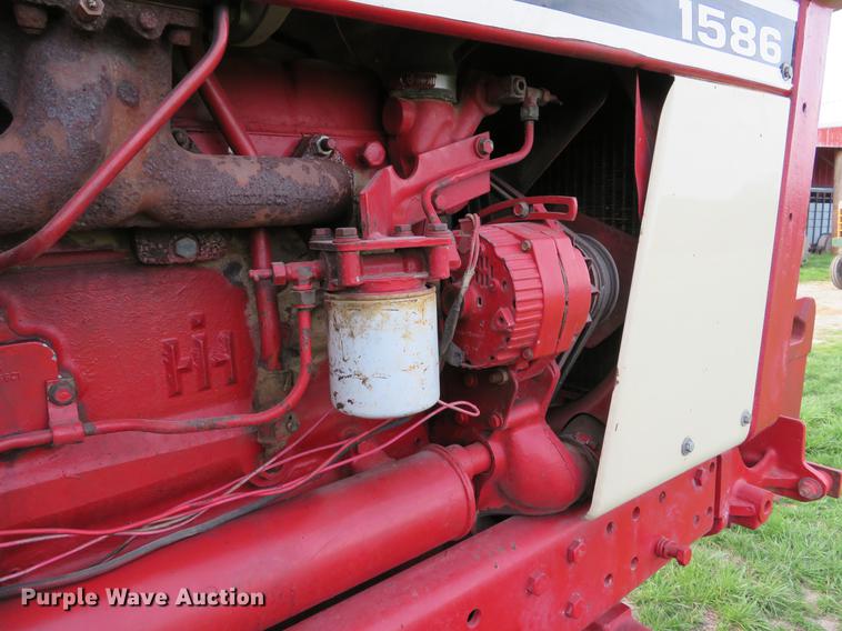 image for item DG3968 1979 International 1586 tractor