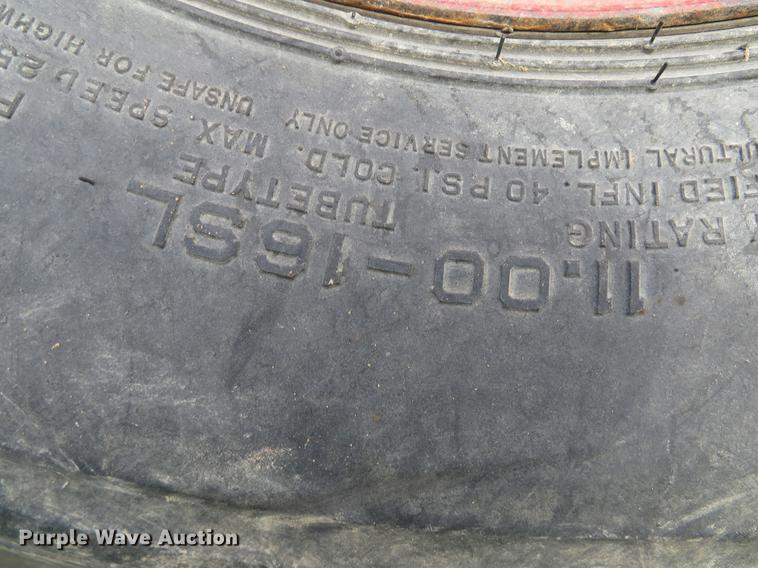 image for item DG3968 1979 International 1586 tractor