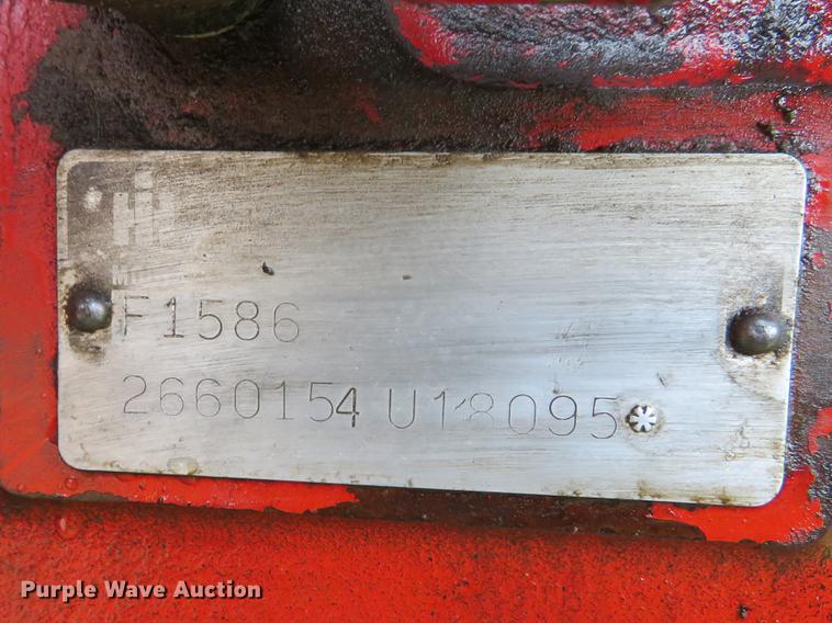 image for item DG3968 1979 International 1586 tractor