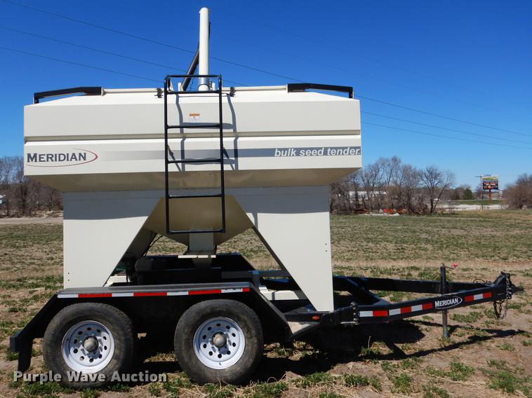 image for item DG5762 2008 Meridian 220 seed tender