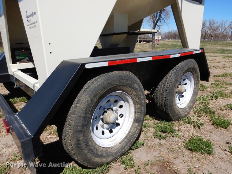 image for item DG5762 2008 Meridian 220 seed tender