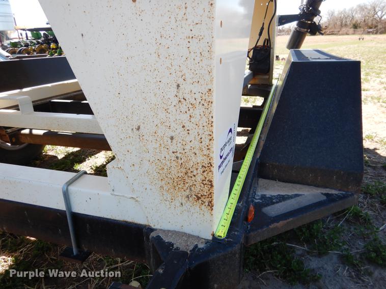 image for item DG5762 2008 Meridian 220 seed tender