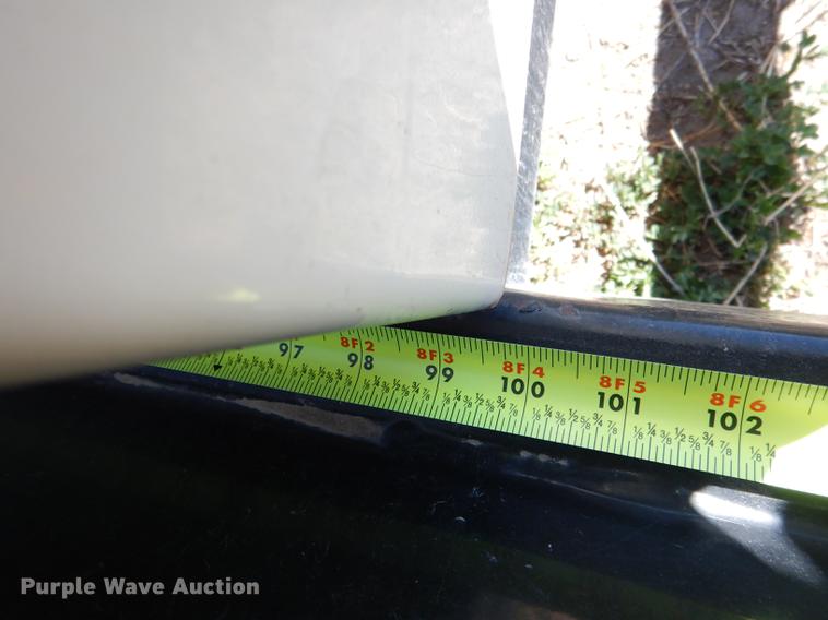 image for item DG5762 2008 Meridian 220 seed tender