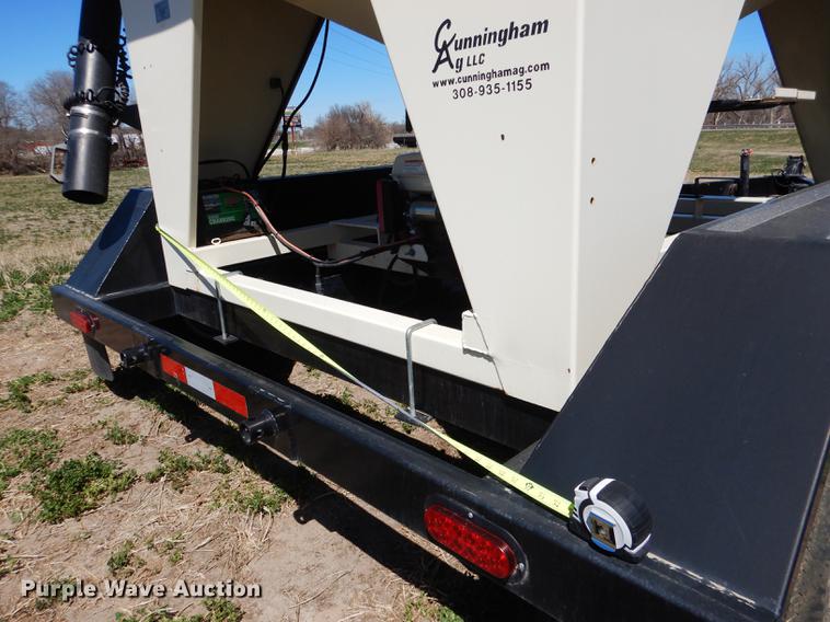 image for item DG5762 2008 Meridian 220 seed tender