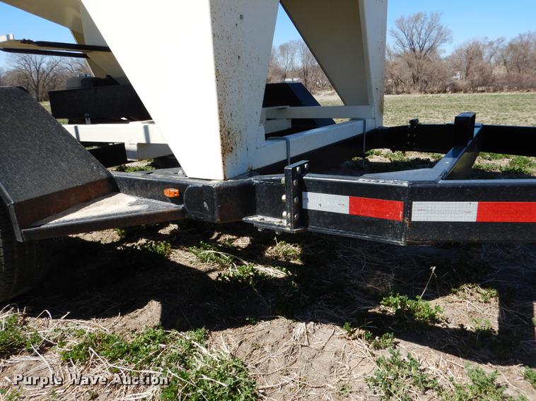 image for item DG5762 2008 Meridian 220 seed tender