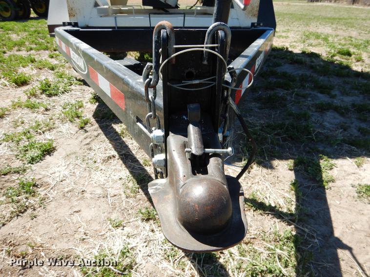 image for item DG5762 2008 Meridian 220 seed tender