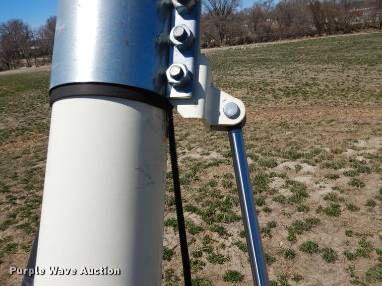 image for item DG5762 2008 Meridian 220 seed tender