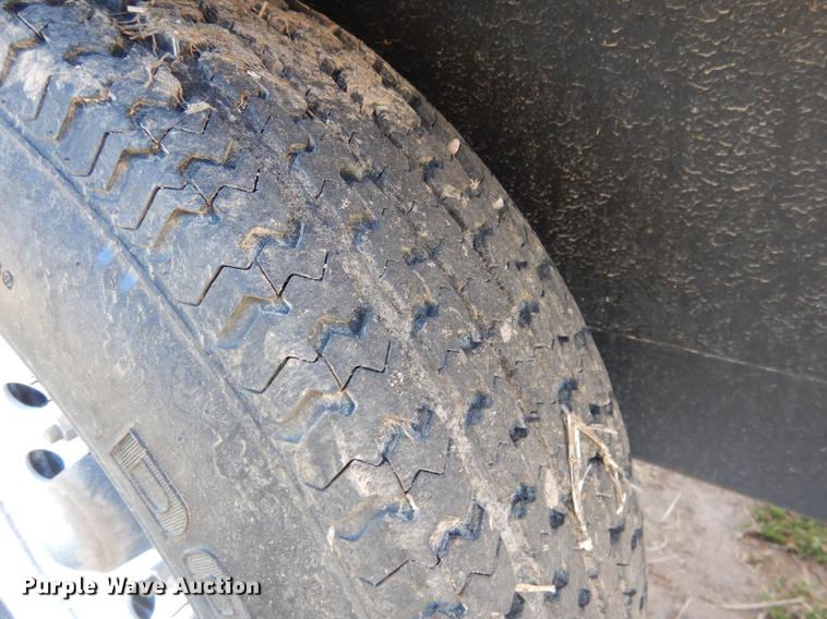 image for item DG5762 2008 Meridian 220 seed tender