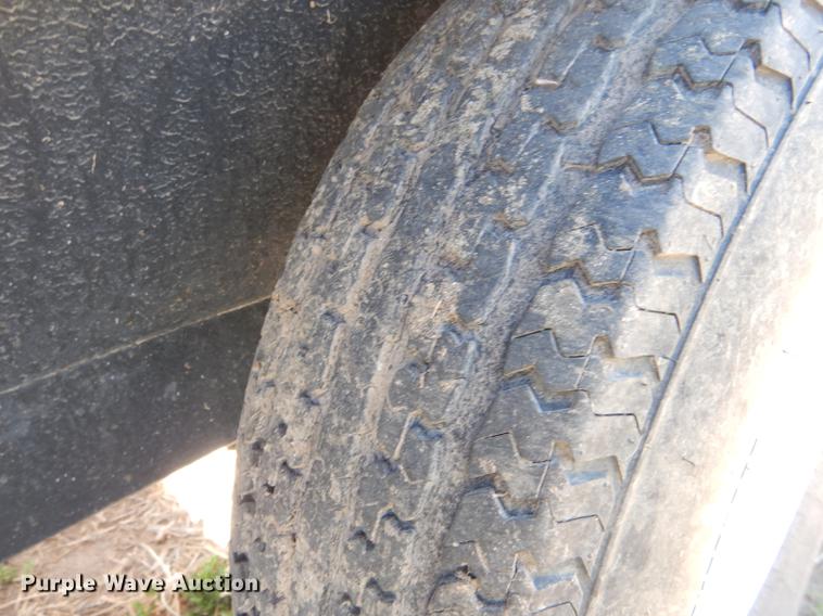 image for item DG5762 2008 Meridian 220 seed tender