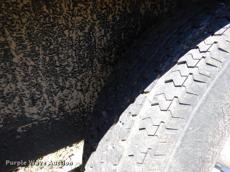 image for item DG5762 2008 Meridian 220 seed tender