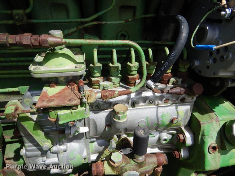 image for item DY9798 1974 John Deere 4430 tractor