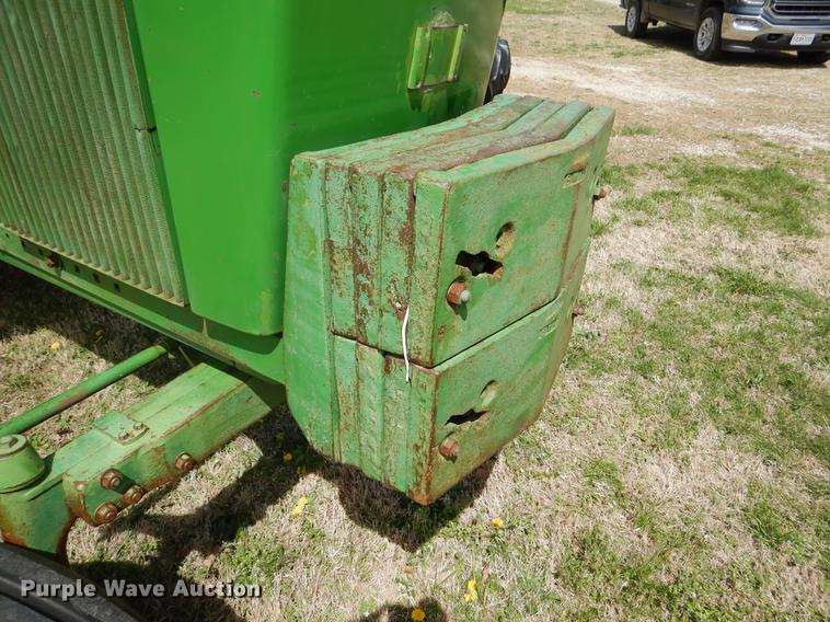 image for item DY9798 1974 John Deere 4430 tractor