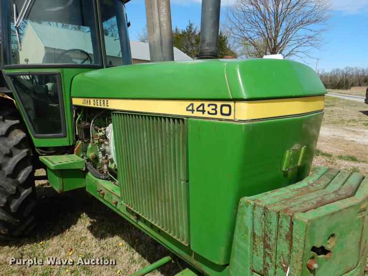 image for item DY9798 1974 John Deere 4430 tractor