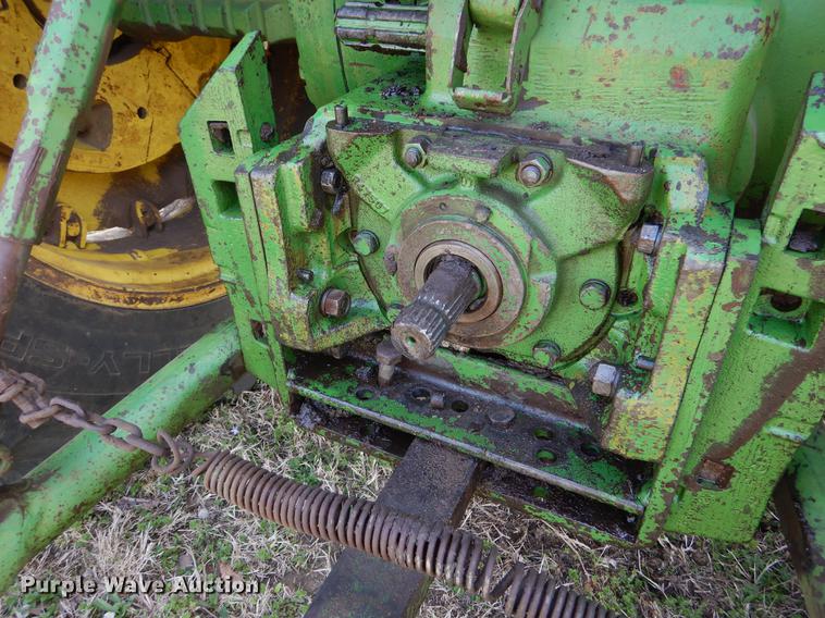 image for item DY9798 1974 John Deere 4430 tractor