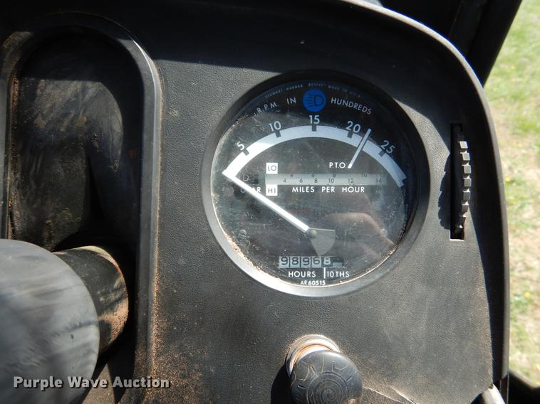 image for item DY9798 1974 John Deere 4430 tractor