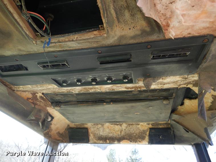 image for item DY9798 1974 John Deere 4430 tractor