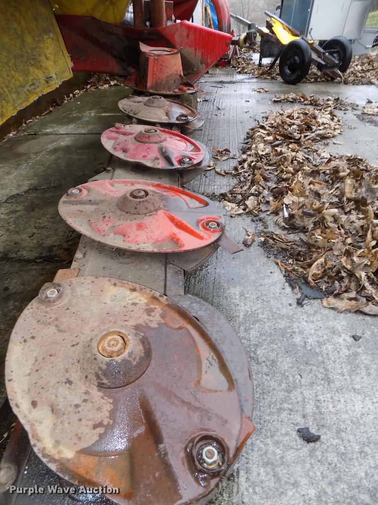 image for item DZ9679 New Holland 462 disc mower