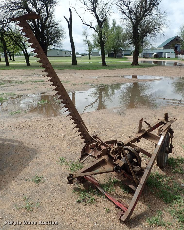Sickle mower in Kinsley, KS Item EH9236 sold Purple Wave