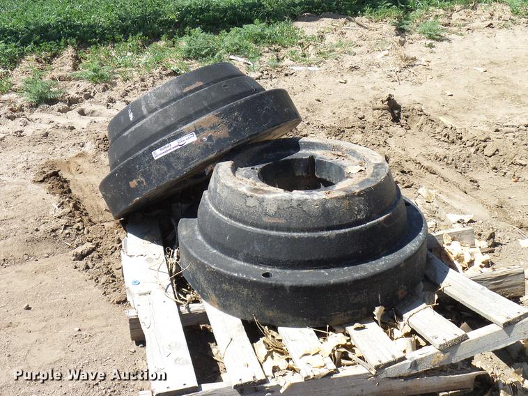 2-case-rear-tractor-weights-in-boone-co-item-ep9608-sold-purple-wave