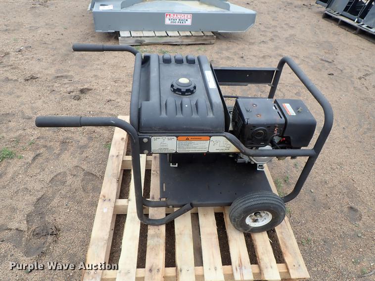 image for item FB9017 North Star 8000 generator