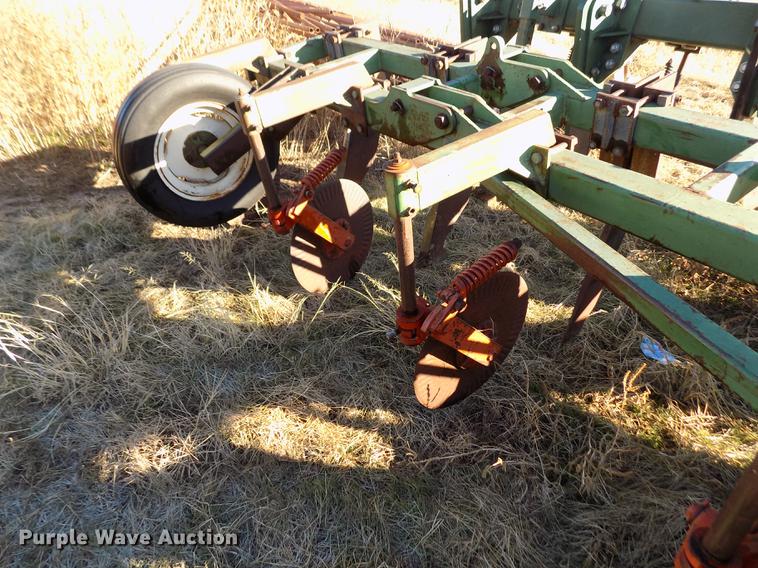 image for item FE9270 BC Sub-Mulcher in-line ripper