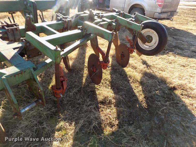 image for item FE9270 BC Sub-Mulcher in-line ripper