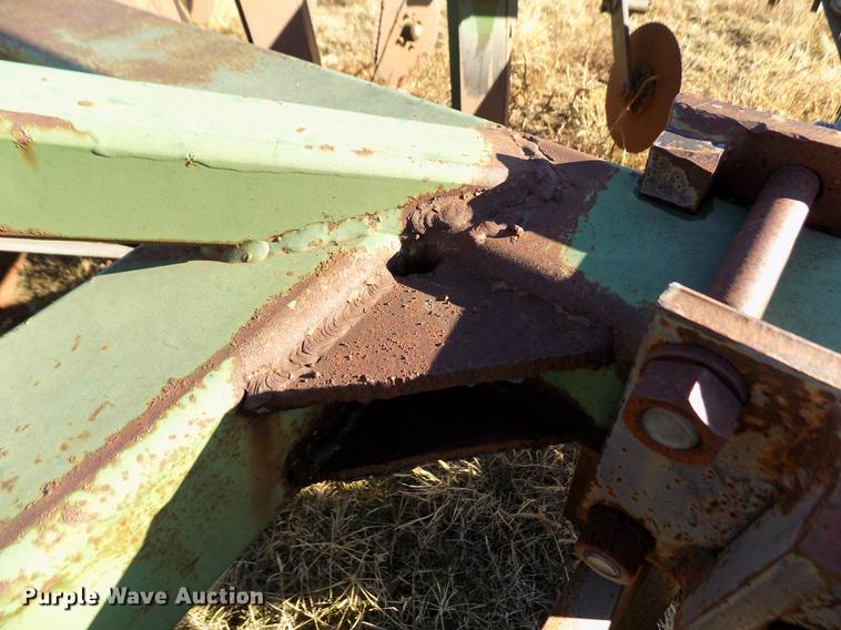 image for item FE9270 BC Sub-Mulcher in-line ripper