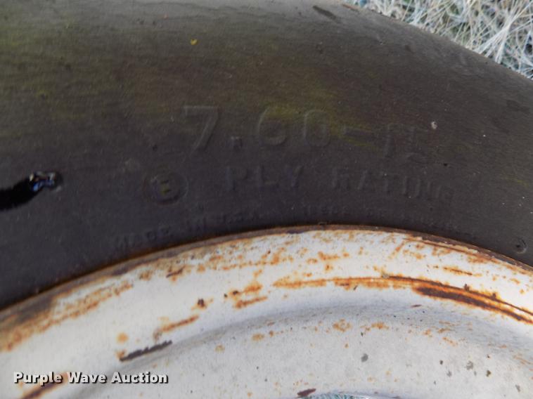 image for item FE9270 BC Sub-Mulcher in-line ripper