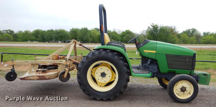 image for item FH9310 2000 John Deere 4300 SST tractor