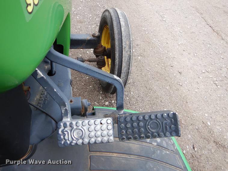 image for item FH9310 2000 John Deere 4300 SST tractor