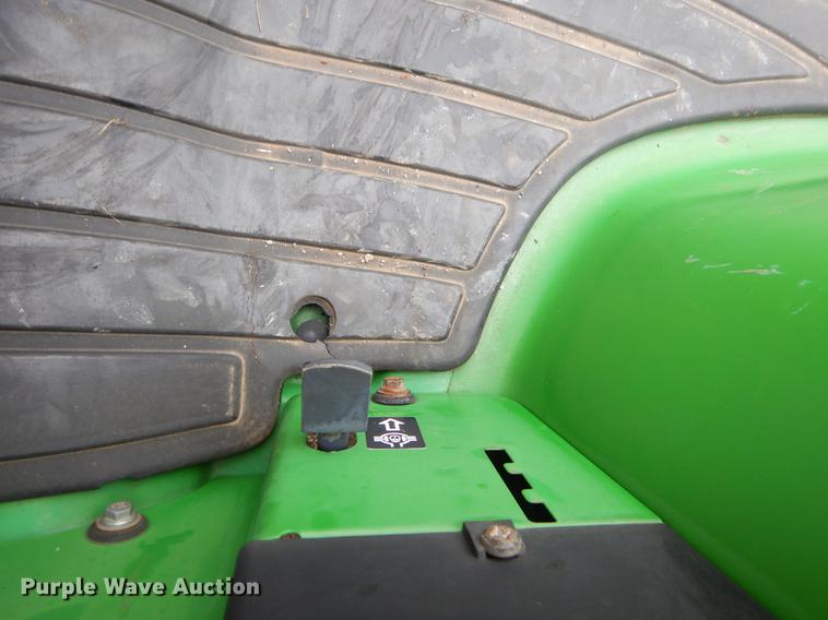 image for item FH9310 2000 John Deere 4300 SST tractor