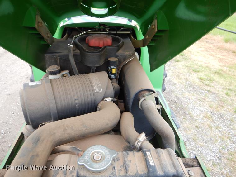 image for item FH9310 2000 John Deere 4300 SST tractor