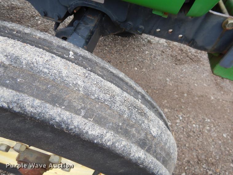 image for item FH9310 2000 John Deere 4300 SST tractor