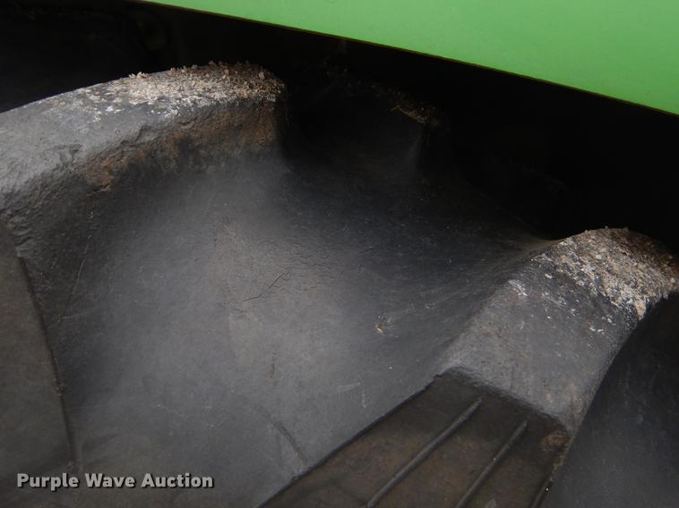 image for item FH9310 2000 John Deere 4300 SST tractor