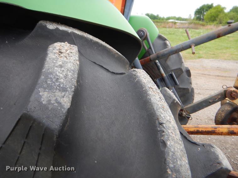 image for item FH9310 2000 John Deere 4300 SST tractor