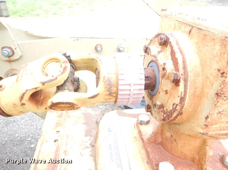 image for item FH9310 2000 John Deere 4300 SST tractor